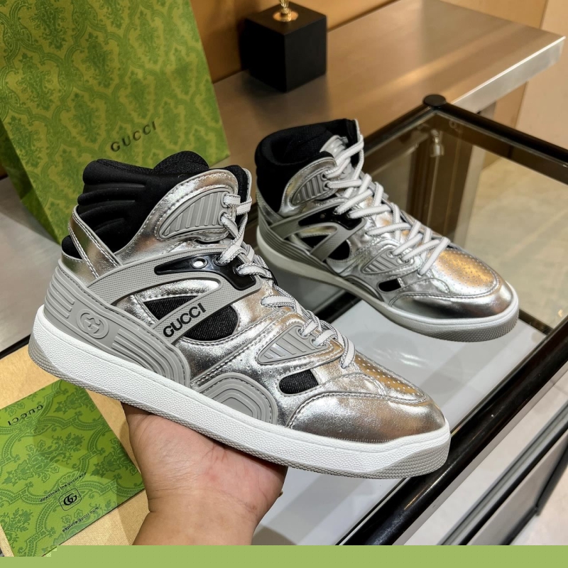 G*u*i casual shoes